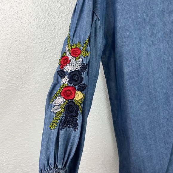 NWT Bobeau Womens Chambray Floral Embroidered Long Sleeve Boho Top Size S - Picture 4 of 6